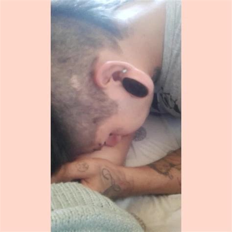 Leker med min docka och hennes läckra vagina baby demon xHamster