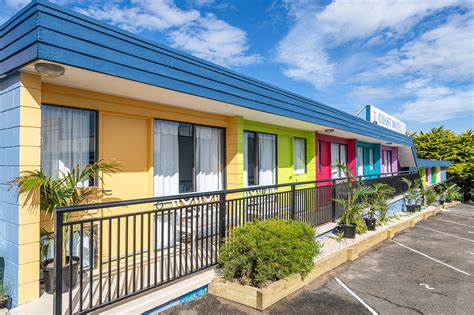 2 Hotel Motel Pub Leisure Properties For Sale In Eden NSW 2551