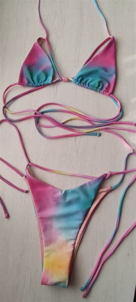 5 Hot Sexy Lara Ruiz Bikini Pics