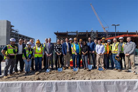 CO Architects New Hospital Building For Harbor UCLA Medical Center