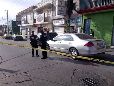 Hombre Muere Dentro De Un Veh Culo Por Complicaciones En Su Salud El