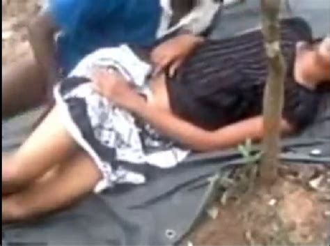 College Pilla Mudhati Saari Sex Video Telugu Outdoor Dengu