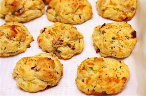 This Cheddar Bacon Biscuits Is A Fool Proof Recipe And Utterly Delicious