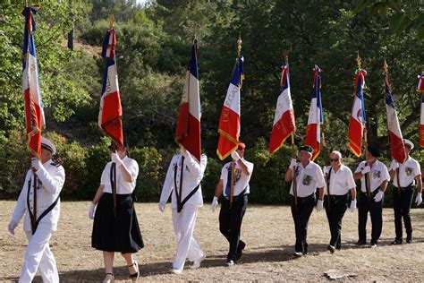 Charnier De Signes Cuges Les Pins Cuges Les Pins