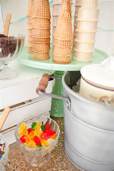 Check Out This Adorable Diy Wedding Ice Cream Bar