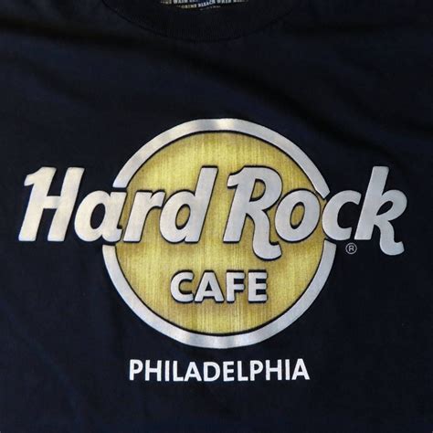 Hard Rock Cafe Hard Rock Cafe Graphic T-shirt Size Large Philadelphia ...