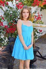 Dakota Burns Seductively Strips And Shows Hot Body Photos