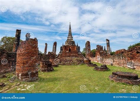 Sitio Del Templo De Wat Phra Sri Sanphet En La Antigua Capital De