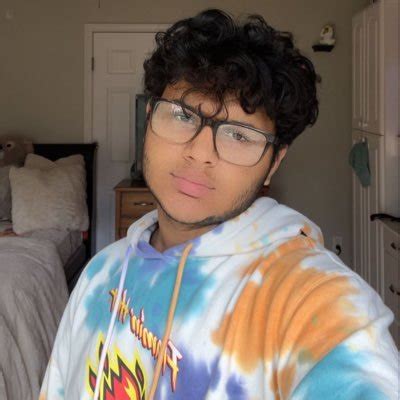 Indian Gay On Twitter Only This Guy Can Look Even Hotter With A Mask On Https T Co