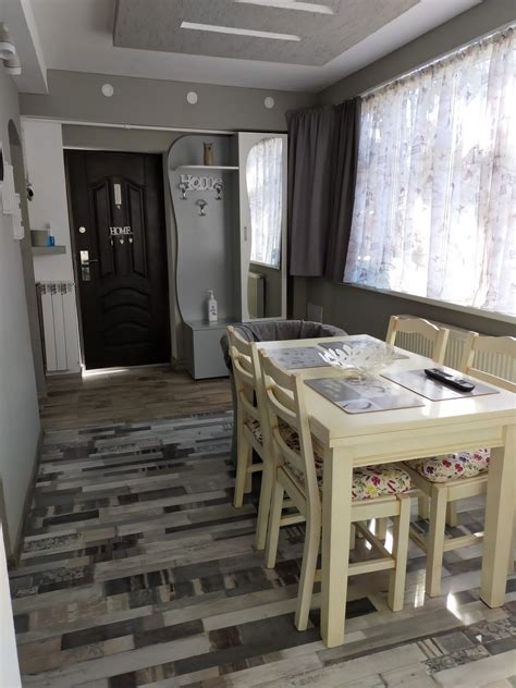 Apartament cu 3 camere de închiriat în Curtea de Argeș zona Posada