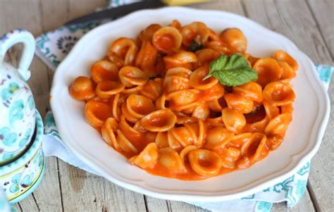 Orecchiette Cremose Con Stracchino E Salsiccia Ricetta Veloce Si