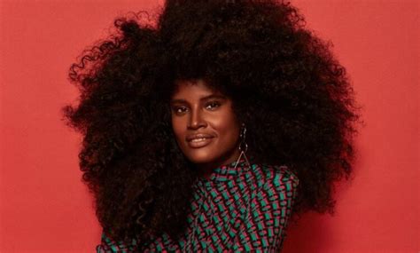 8 Hot Sexy Djamila Ribeiro Bikini Pics