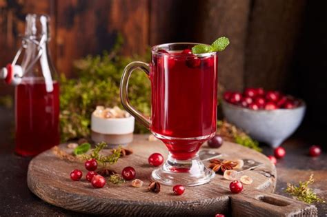 Домашний клюквенный морс: рецепт от Шефмаркет