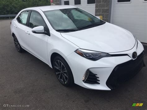 Super White 2019 Toyota Corolla SE Exterior Photo #128786388 | GTCarLot.com