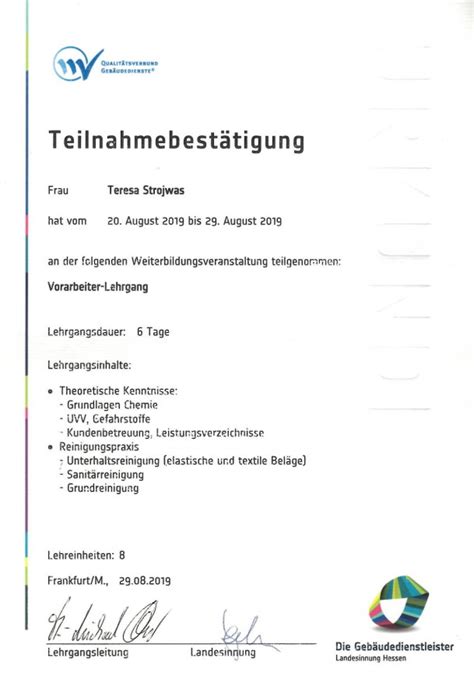 Teresa Strojwas ÜBER UNS