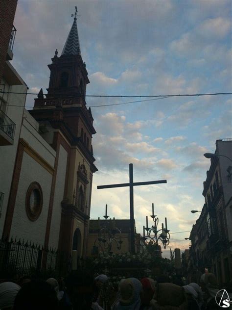 Faja Y Costal Hoy Ensayo Para La Iii Cruz De Mayo De Los Salesianos