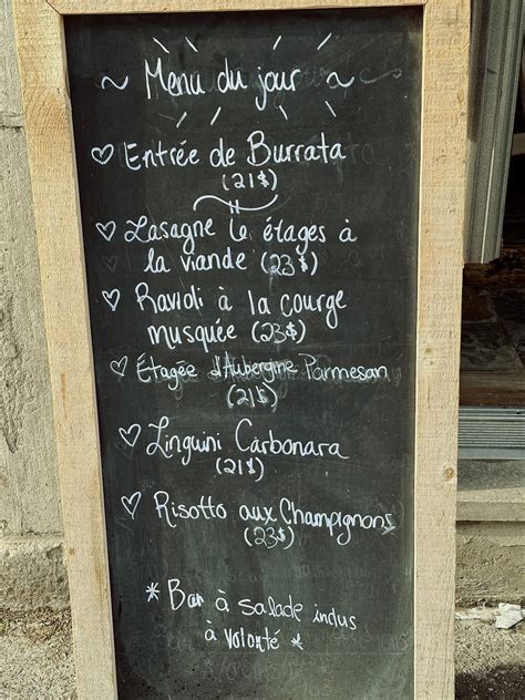 Best times to visit the l'usine de spaghetti for short waits 3