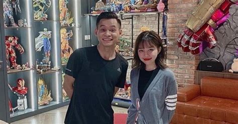 M I Quan H C A Linh Ng C M V D N Hot Streamer Gi Ra Sao