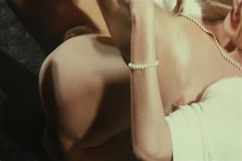 Naked Muriel Montoss In Las Org As Inconfesables De Emmanuelle