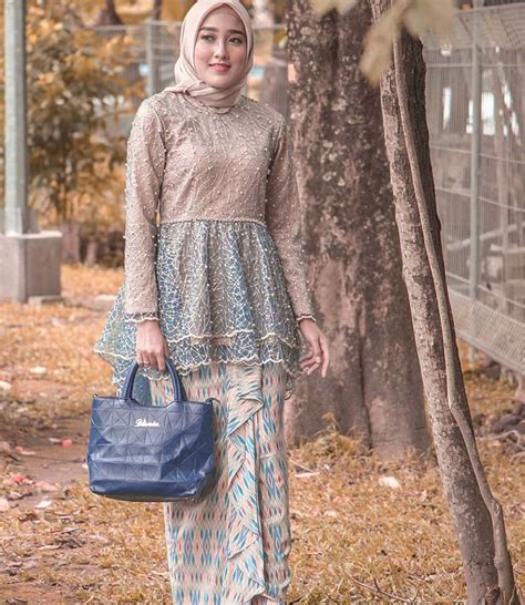 Model Kebaya Muslim Yang Stylish Dan Trendi Untuk Kondangan Updated