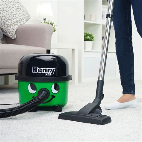 Numatic Pet Henry Pet Cylinder Vacuum Cleaner Bagged Year