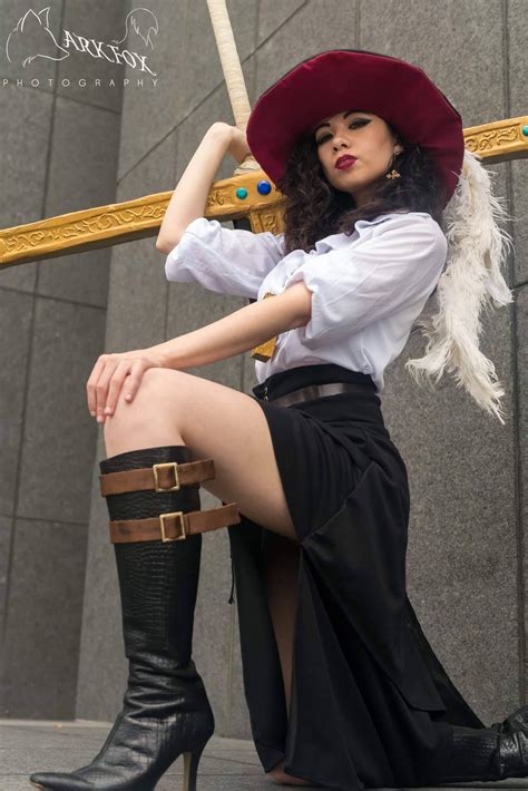 Hawkeye Mihawk Fem