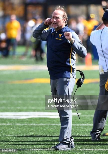 328 Dana Holgorsen And West Virginia Stock Photos, High-Res Pictures, and Images - Getty Images