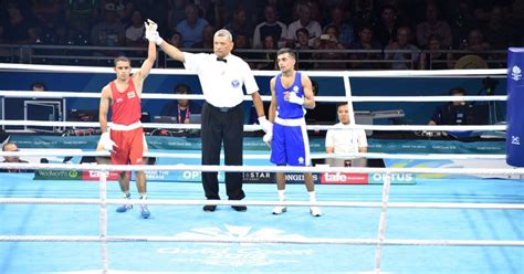 Commonwealth Games 2018 Amit Panghal Qualifies For 49kg Boxing Semi Final Assured Of Medal In