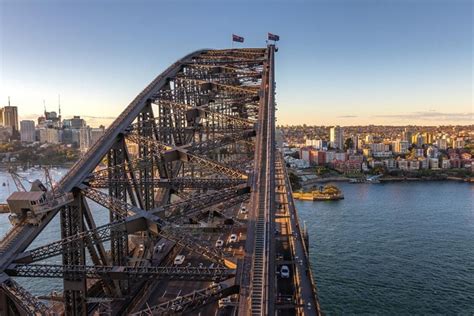 Sydney Harbour Bridge History Facts - Read This Before You Go