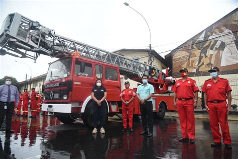 GOREL ENTREGA ESCALERA TELESCÓPICA A LA CIA DE BOMBEROS DE IQUITOS