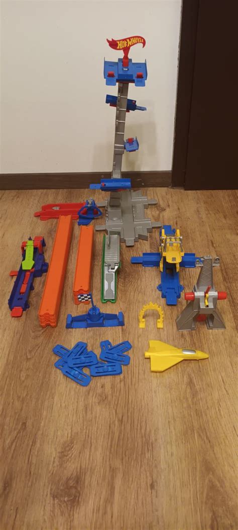 Hot Wheels Staza