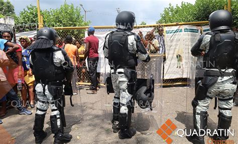 Veintena De Haitianos Intentan Romper Cerco De Seguridad En Chiapas