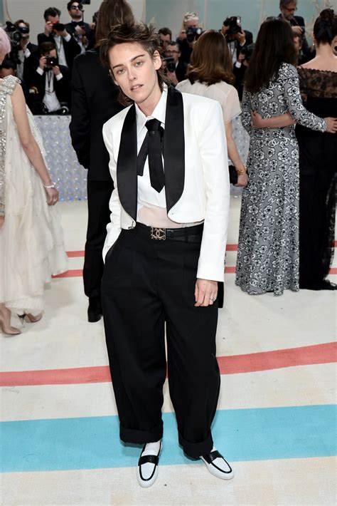 Kristen Stewart Debuts Short Hair On Met Gala 2023 Red Carpet