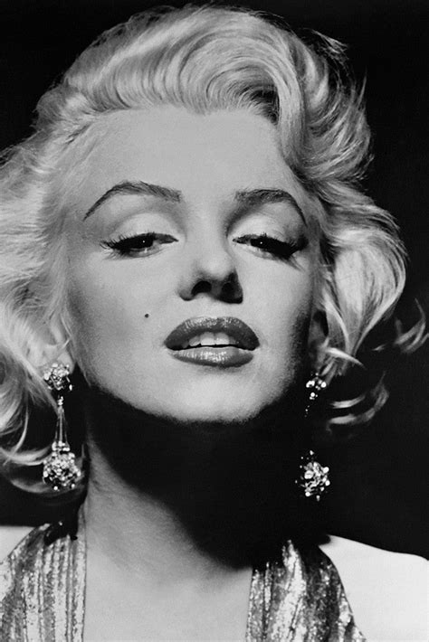 Marilyn Monroe Face Black And White Poster My Hot Posters