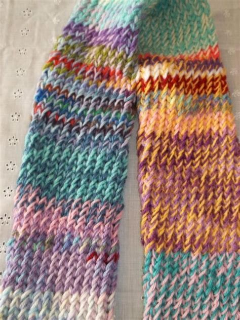 17 Best images about LOOM KNITTING-SCARVES/SHAWLS on Pinterest ...