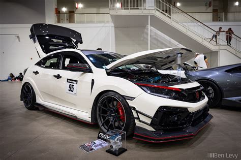 White Fk Civic Type R At Wekfest Chicago Benlevy