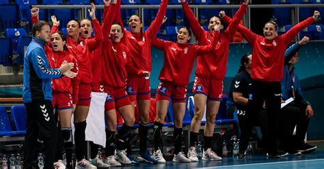 Šta od sporta nude televizije Rukometašice Srbije protiv Šveđanki za Euro evropski fudbal gori