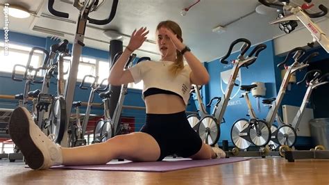 Mira Nude OnlyFans Leaks Fappening Page FappeningBook