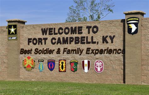 DVIDS Images Fort Campbell Gate Signs Image 1 Of 3