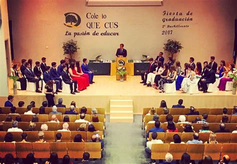 GRADUACIÓN DE LA VIII PROMOCIÓN DEL COLEGIO QUERCUS Colegio Quercus