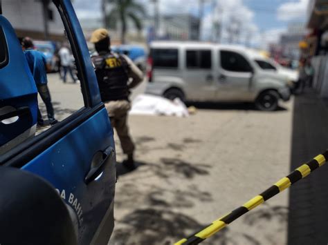 Motorista De Ligeirinho é Assassinado A Tiros No Centro De Feira De