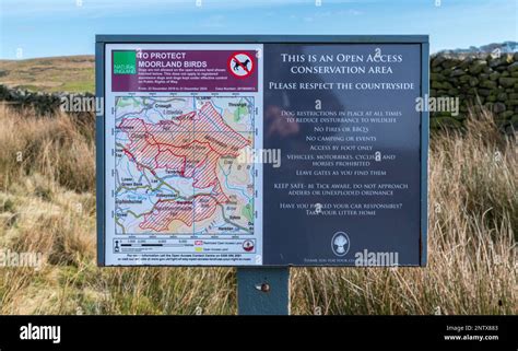 Acceso Al Tablero De Informaci N En Tarnbrook En El Bosque De Bowland