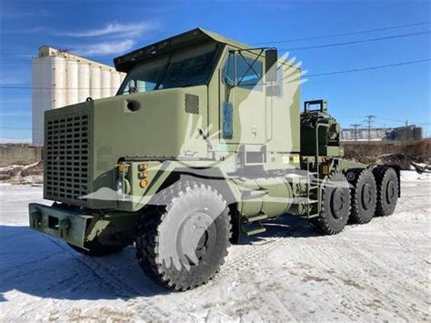 Oshkosh M1070