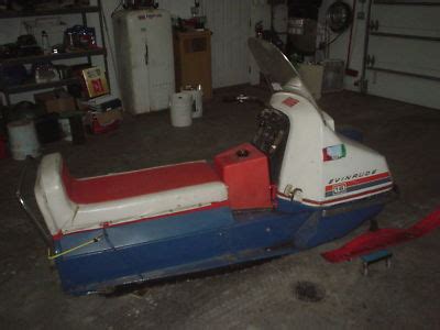 Evinrude Skeeter Vintage Collector Snowmobile