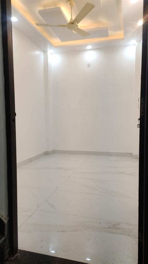 Bhk House Sq Ft For Sale In Block K Mohan Garden Delhi Rei