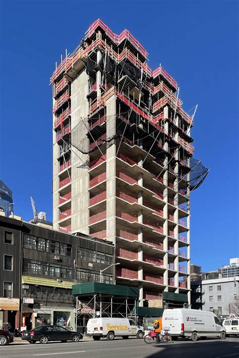 300 West 30th Street Nears Topping Out in Chelsea, Manhattan - New York