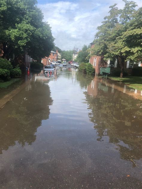 Heavy Rain Causes Flooding Across Parts of CT – NBC Connecticut