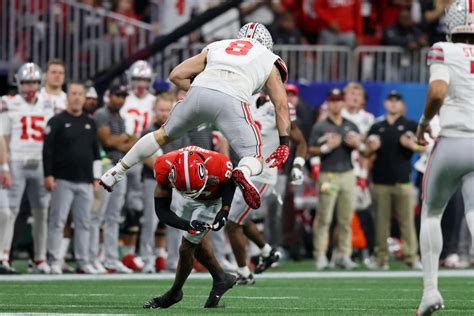 Ohio State Football Tight End Cade Stover Leaves With Injury Against