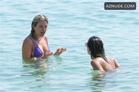 Ashley Roberts Sexy Shows Off Her Hot Figure On The Beach In Mykonos AZNude