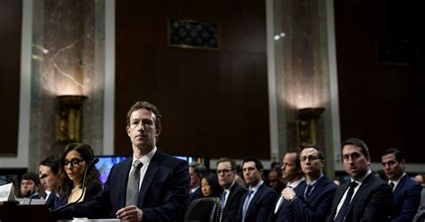 Meta’s Mark Zuckerberg issues dramatic apology at US Senate hearing on ...